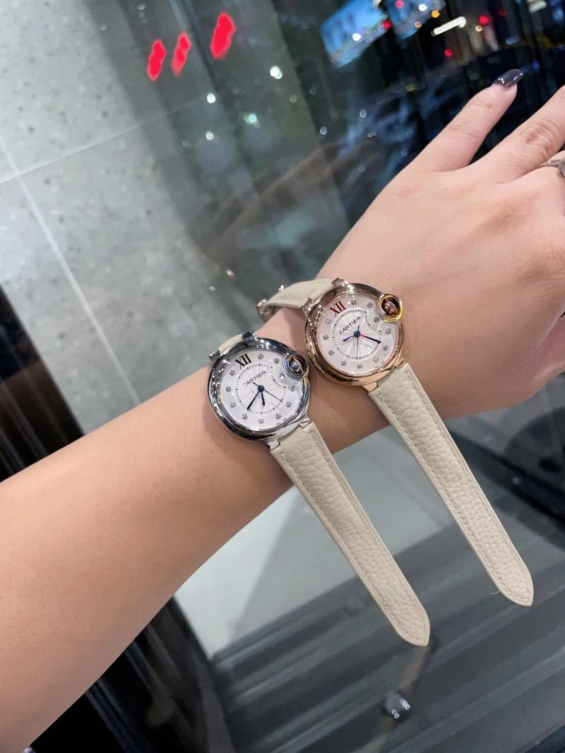 Bright CARTIER Watches 179044