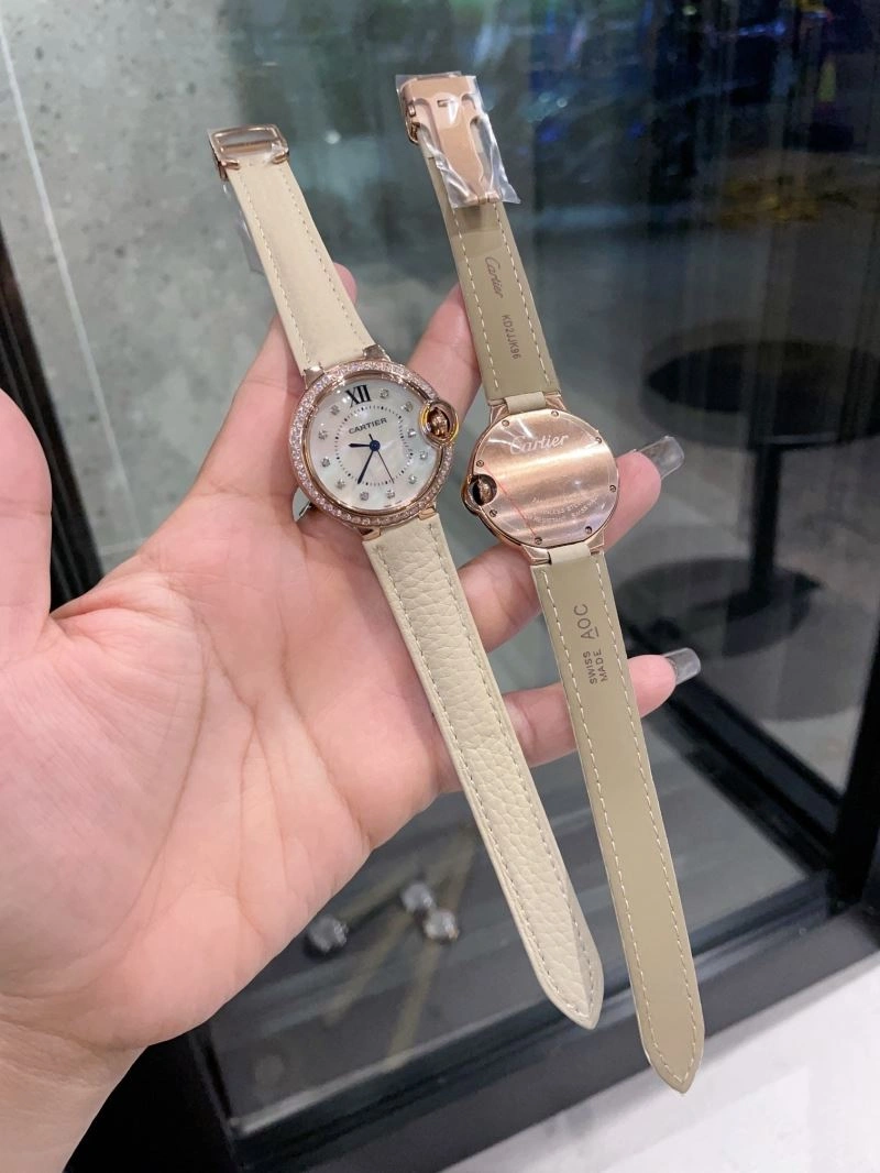 Vibrant CARTIER Watches 179042