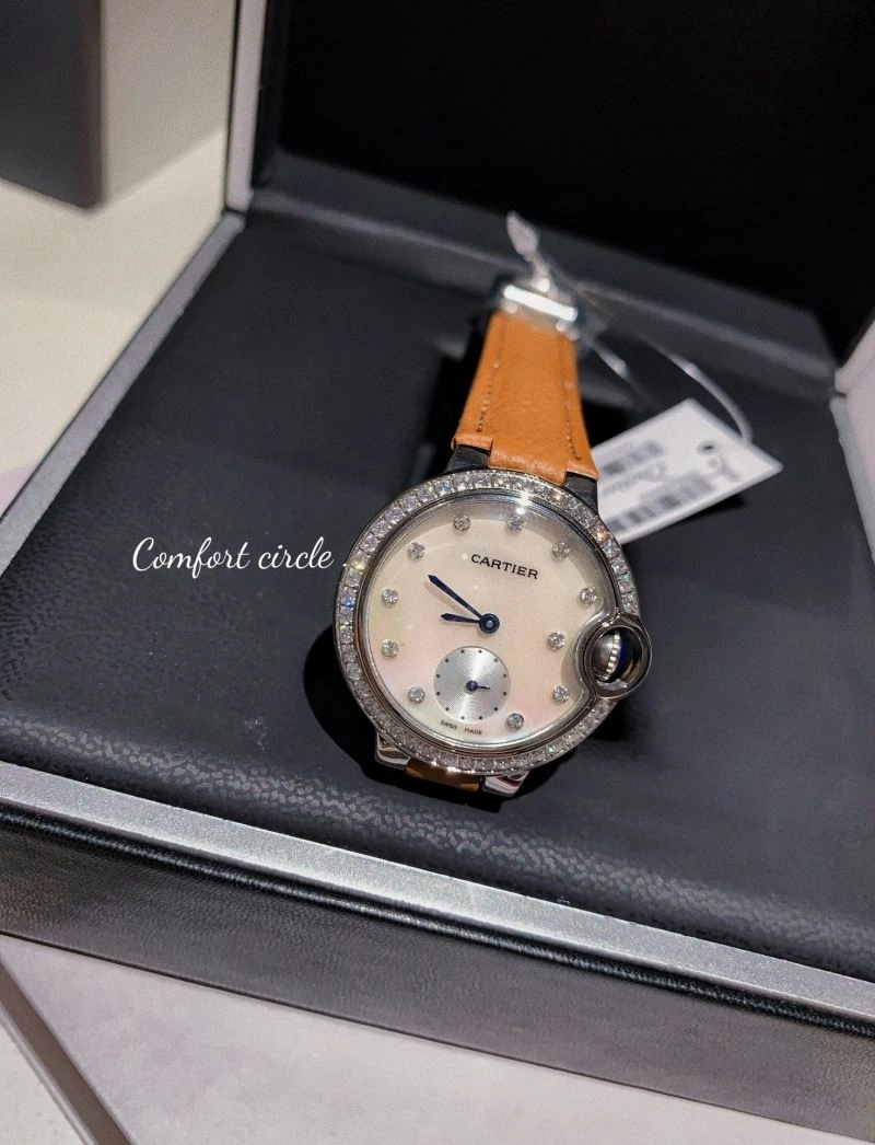 Trendy CARTIER Watches 179003