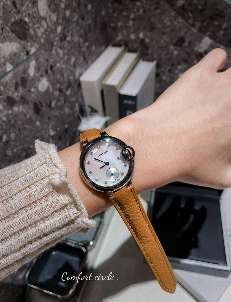 Sporty CARTIER Watches 179012