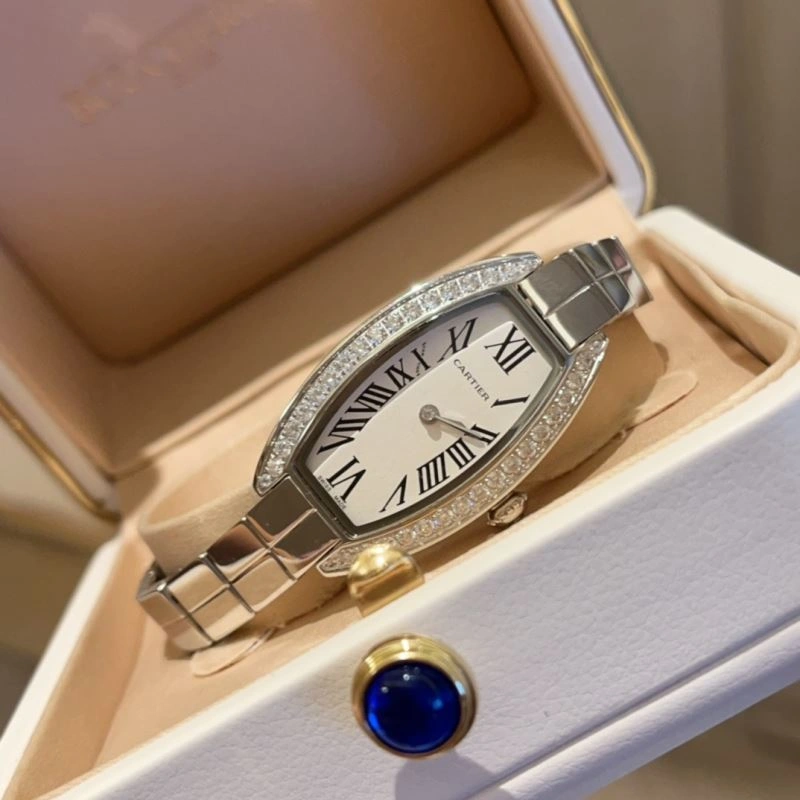 Minimalist CARTIER Watches 179000