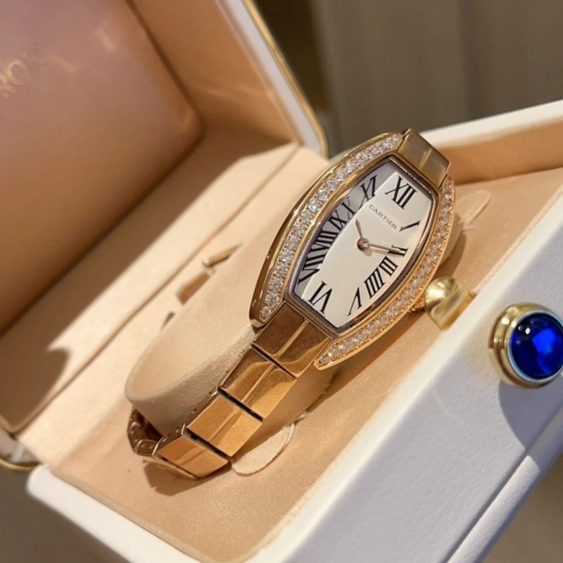 Minimalist CARTIER Watches 179000