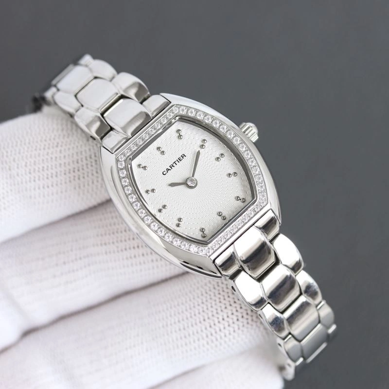 UrbanChic CARTIER Watches 179014