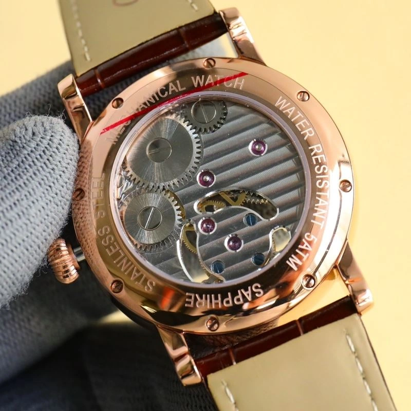 WellDesigned CARTIER Watches 178954
