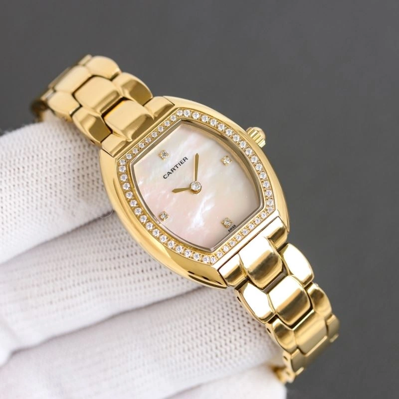 Bright CARTIER Watches 178934