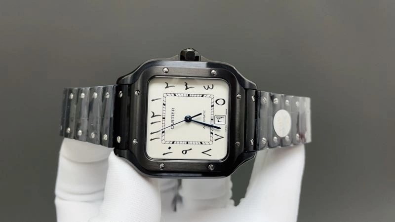 Sleek CARTIER Watches 178911