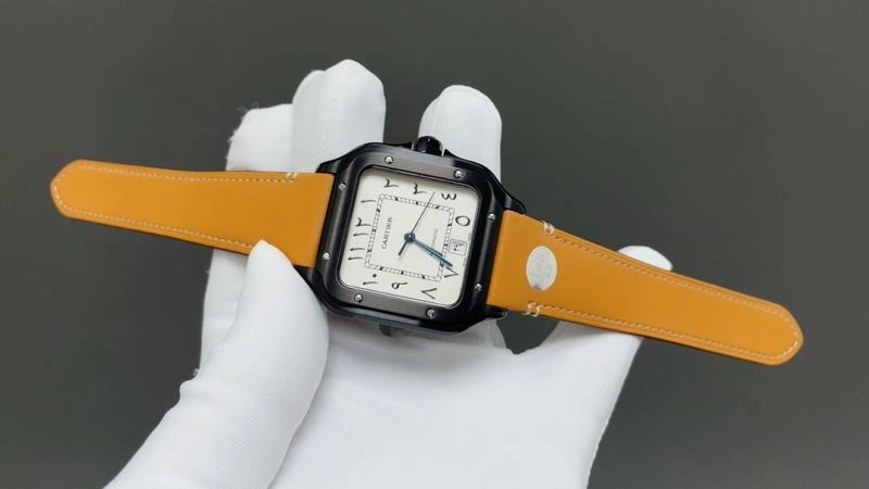 Sleek CARTIER Watches 178911