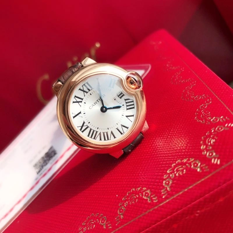 Versatile CARTIER Watches 178841