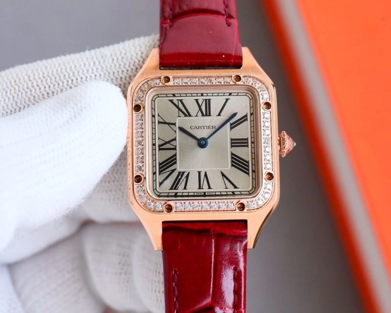 Vibrant CARTIER Watches 178774