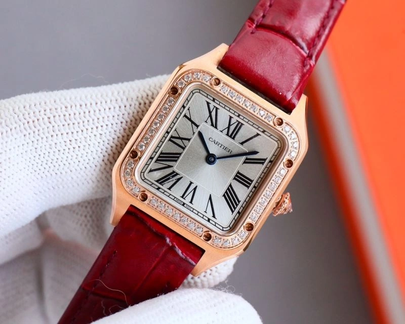 Vibrant CARTIER Watches 178774