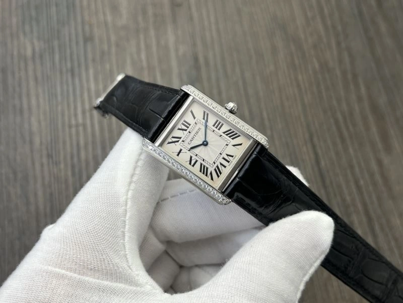 Lightweight CARTIER Watches 178773