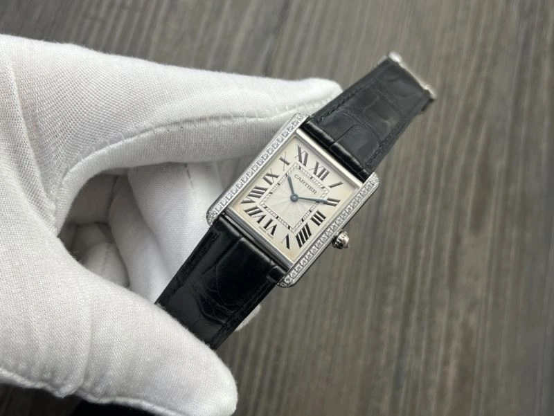 Lightweight CARTIER Watches 178773