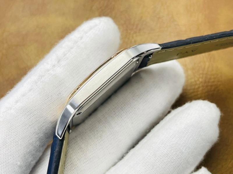 Unique CARTIER Watches 178691