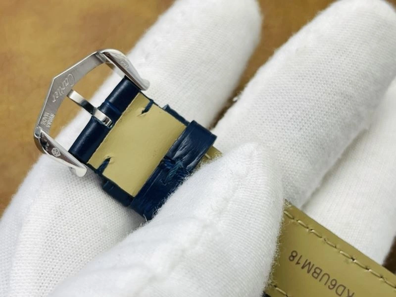Unique CARTIER Watches 178691