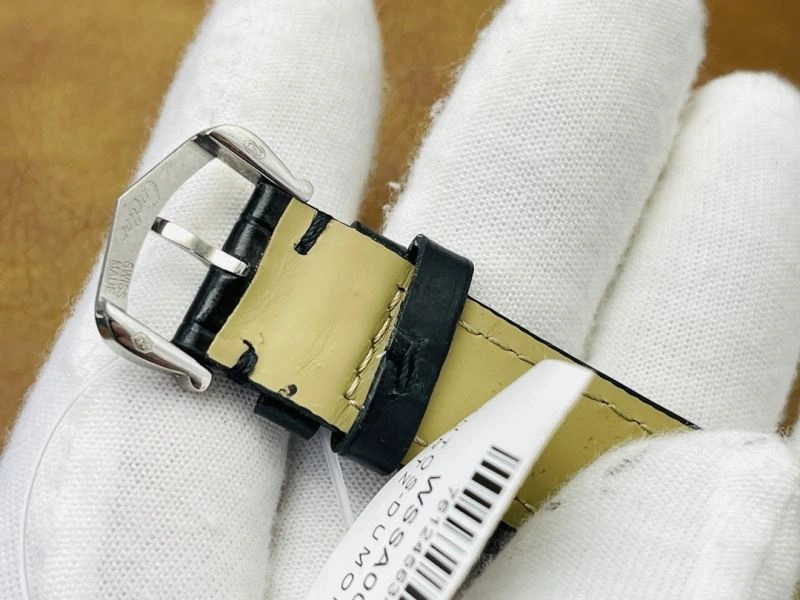 Stretchable CARTIER Watches 178695