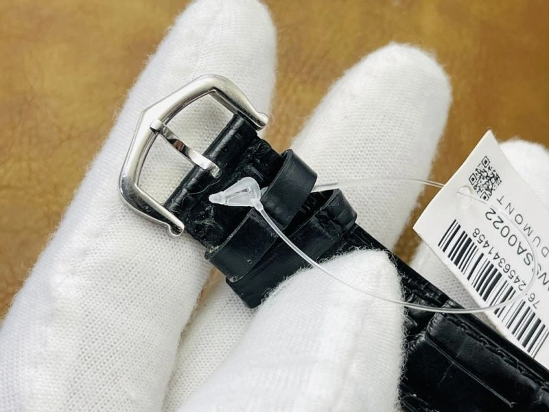 Stretchable CARTIER Watches 178695
