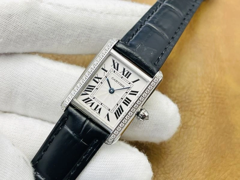 NewStyle CARTIER Watches 178689