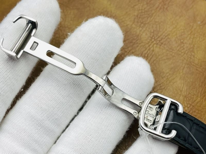 NewStyle CARTIER Watches 178689