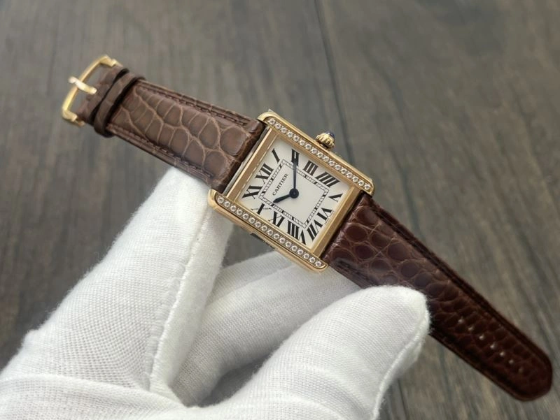 Stretchable CARTIER Watches 178685