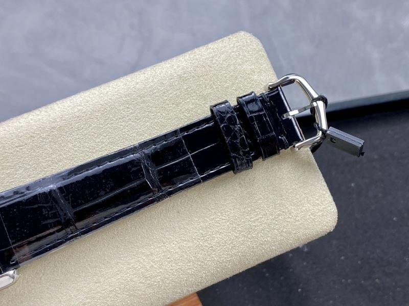 Affordable CARTIER Watches 178634