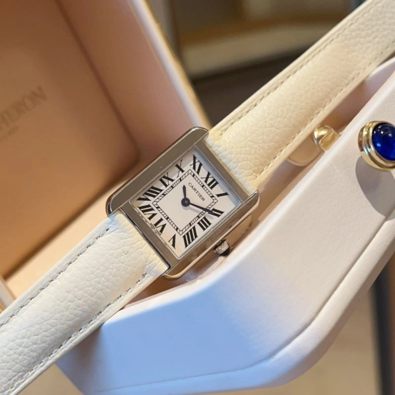 Stretchable CARTIER Watches 178625
