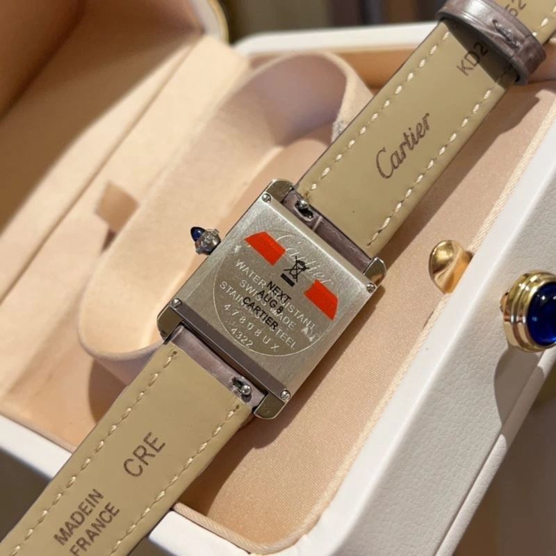 Stylish CARTIER Watches 178558