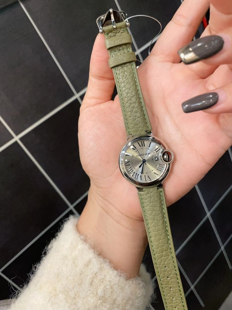 UrbanChic CARTIER Watches 178541