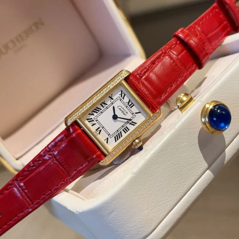 Packable CARTIER Watches 178539