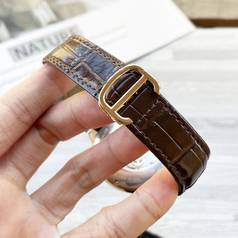 UrbanChic CARTIER Watches 178515