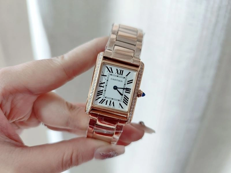 RelaxedFit CARTIER Watches 178506