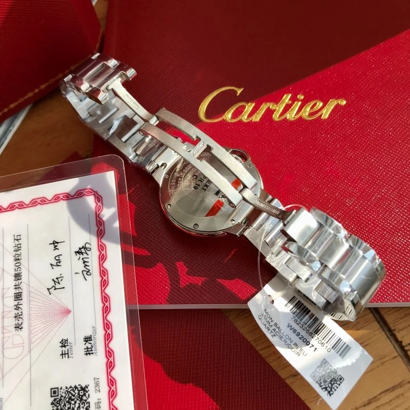 Functional CARTIER Watches 178482