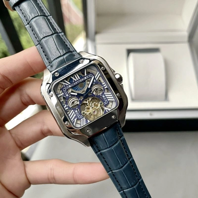 Versatile CARTIER Watches 179418