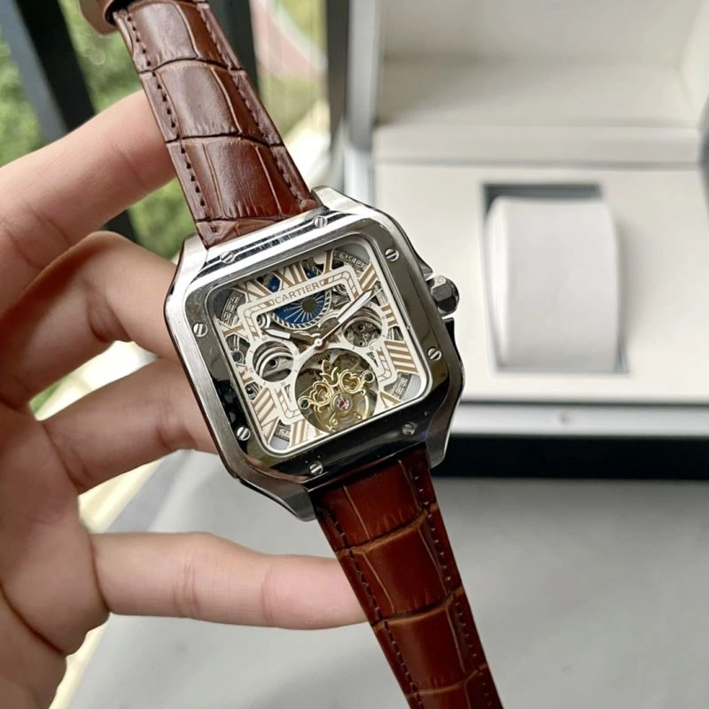 Versatile CARTIER Watches 179418