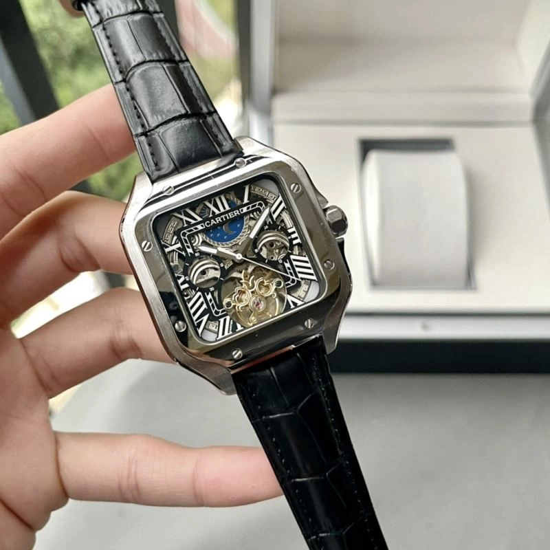Versatile CARTIER Watches 179418