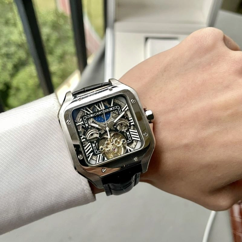 Versatile CARTIER Watches 179418