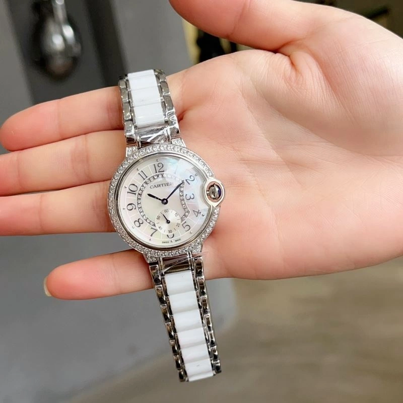 Vibrant CARTIER Watches 179372