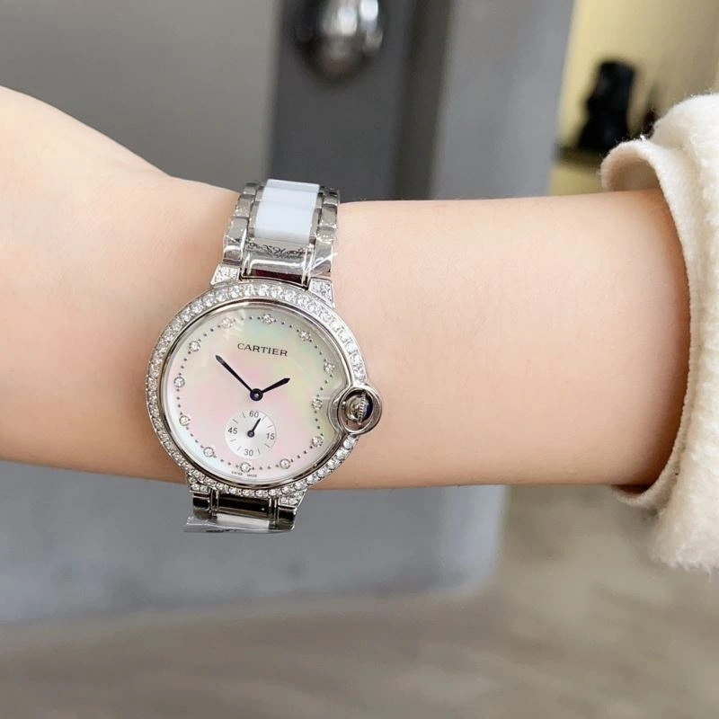 Vibrant CARTIER Watches 179372