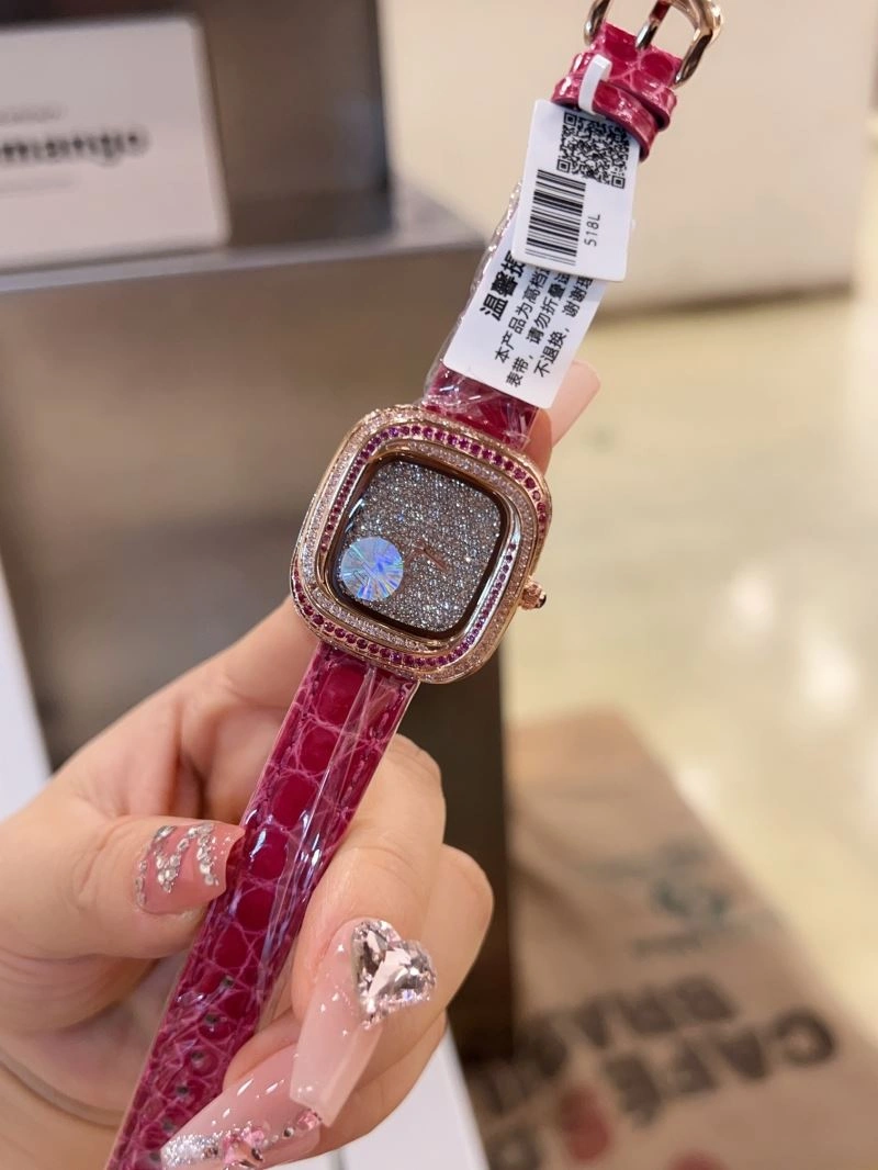 Supportive CARTIER Watches 179320
