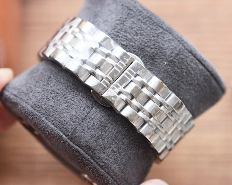 Soft CARTIER Watches 179305