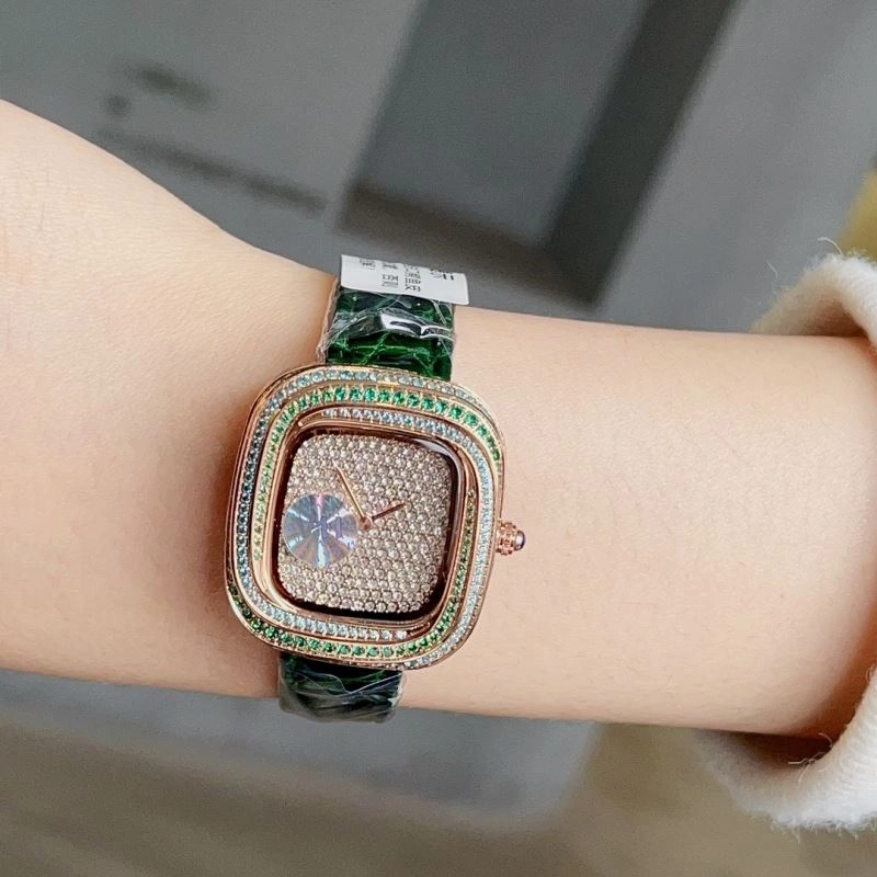Packable CARTIER Watches 179293