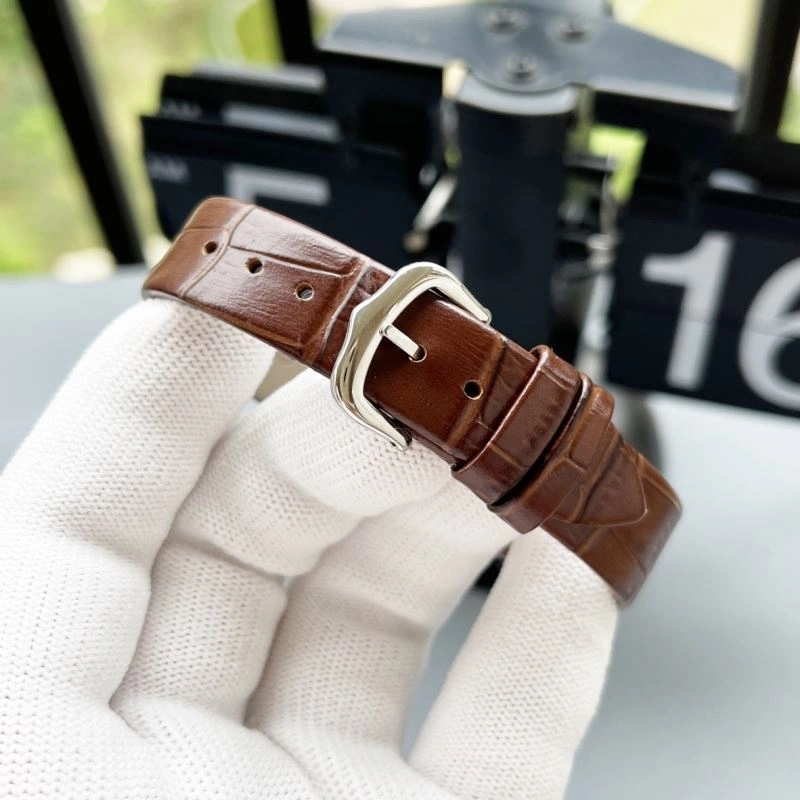 AllSeason CARTIER Watches 179311
