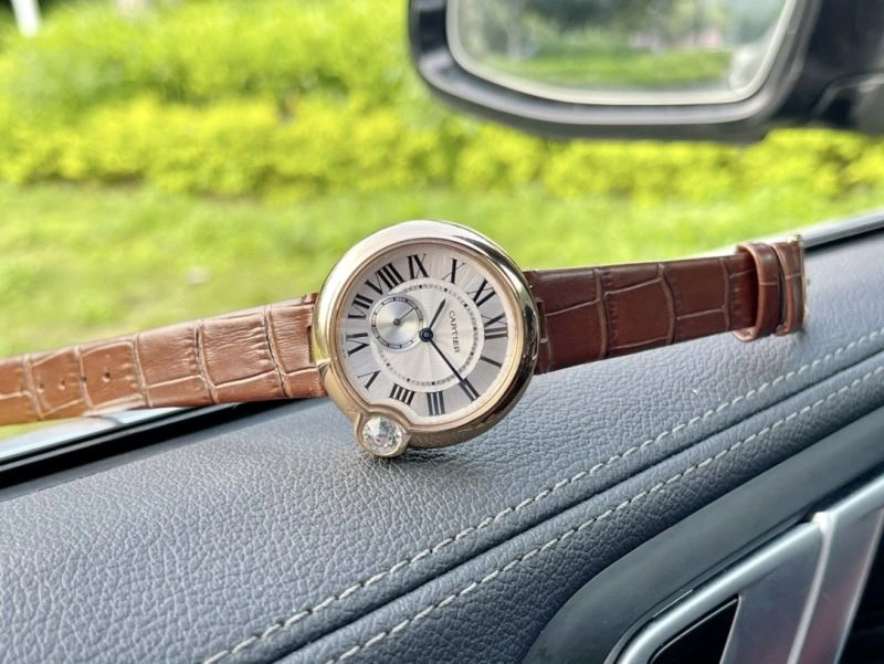 UrbanStyle CARTIER Watches 179279