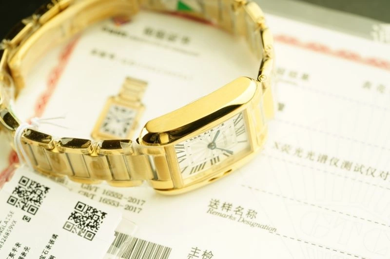 Seasonal CARTIER Watches 179246