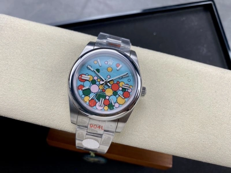 Upgraded CARTIER Watches 179238