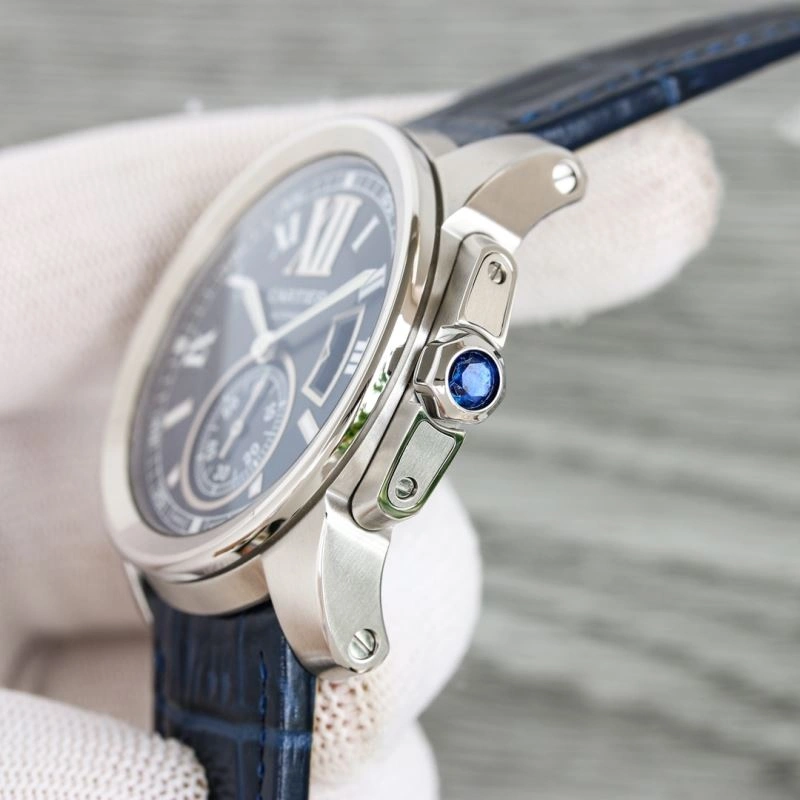 Versatile CARTIER Watches 179234