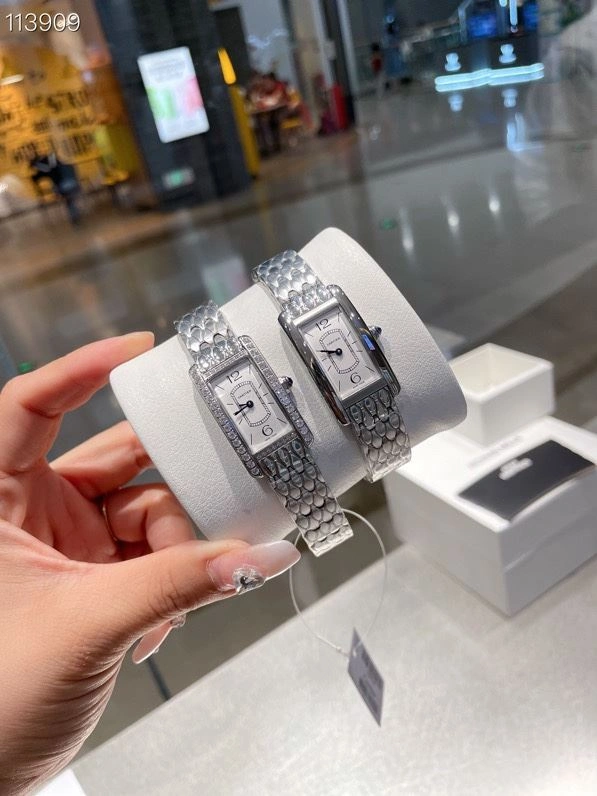 CARTIER Watches Breathable 179206