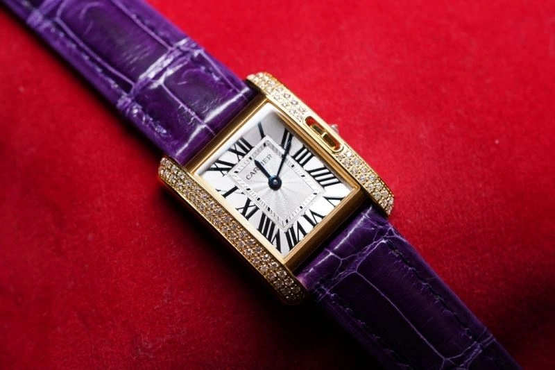 Refined CARTIER Watches 179198