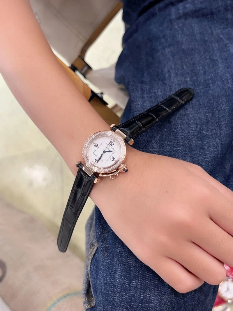 Soft CARTIER Watches 179199