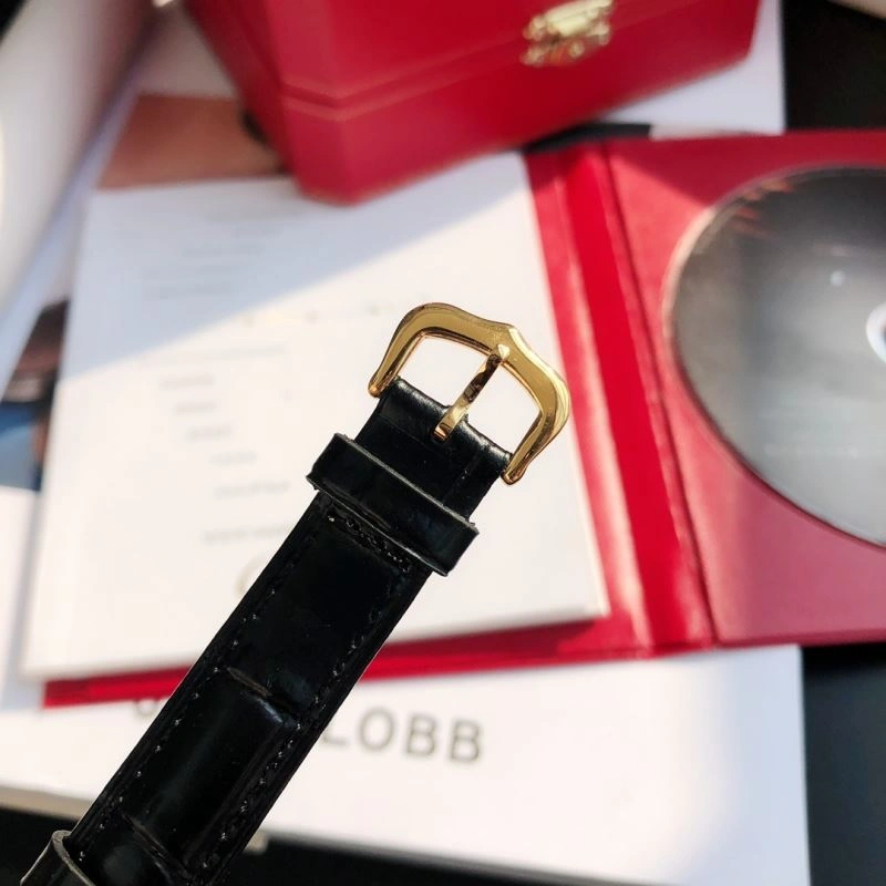 Bright CARTIER Watches 179192