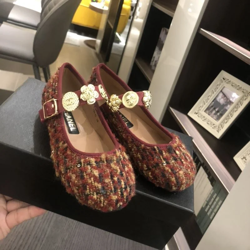 Seasonal CHANEL SHOES 29851